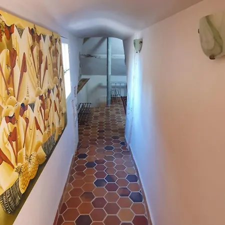 Prázdninový dům Le Prieure De Vernelle *